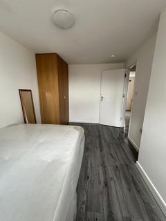 1 bedroom in a house share to rent, Room 1 Barking Road London E16 1EN