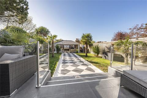 4 bedroom link detached house for sale, Hollington Crescent, New Malden, KT3