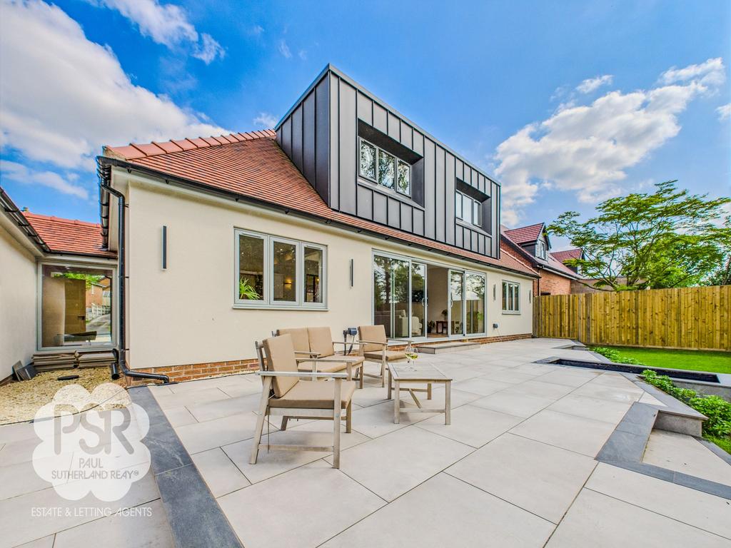 Outdoor Entertaining Area