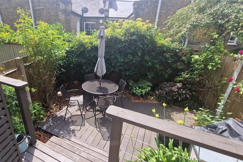 3 bedroom terraced house for sale, Southvale Road, London