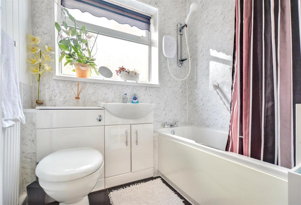 Bathroom.jpeg