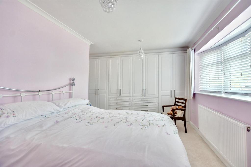 Bedroom 1 2.jpeg