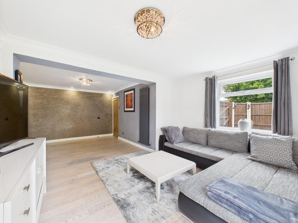 Double Sized Lounge