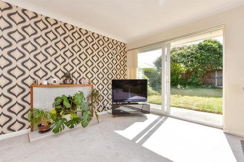 2 bedroom terraced bungalow for sale, Turnden Gardens, Margate CT9