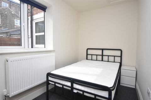1 bedroom house to rent, Bootham Crescent, York