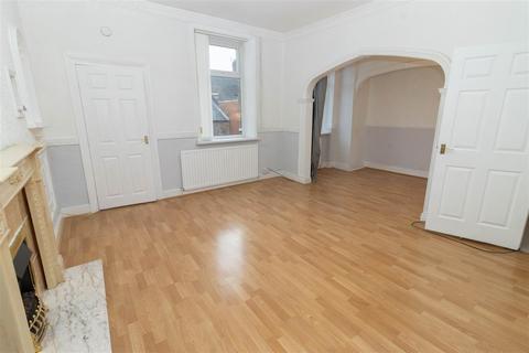 2 bedroom flat for sale, Moore Street, Gateshead