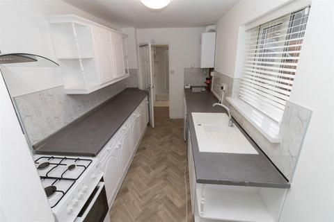 2 bedroom flat for sale, Moore Street, Gateshead
