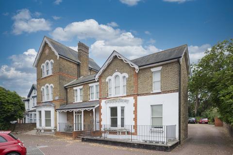 2 bedroom flat for sale, St. Peters Road, Broadstairs, Kent, CT10
