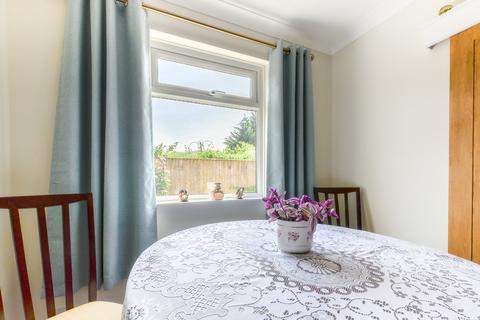 17 Broadview Close, Eastbourne, BN20 9RB
