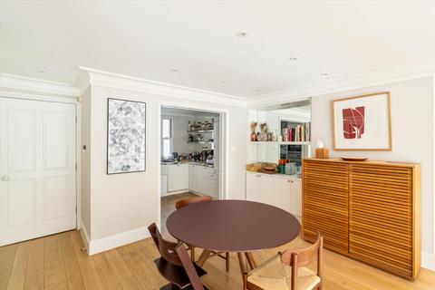 4 bedroom apartment for sale, Queen's Gate Place, South Kensington SW7