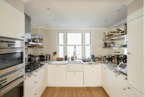 4 bedroom apartment for sale, Queen's Gate Place, South Kensington SW7