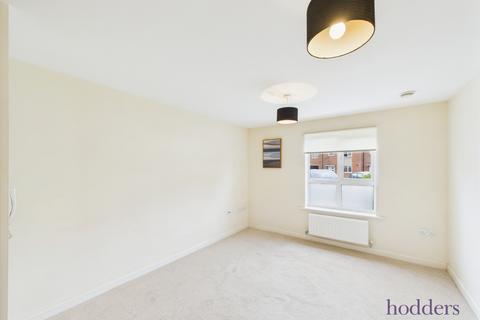 1 bedroom apartment for sale, Harrow Close, Addlestone, Surrey, KT15