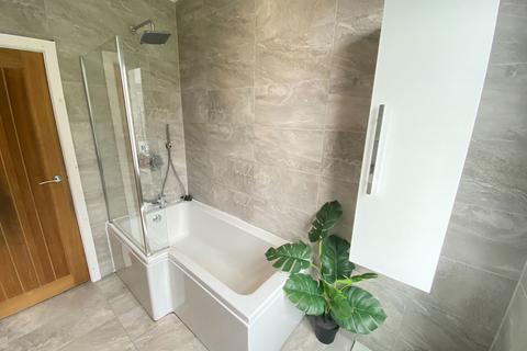 2 bedroom end of terrace house for sale, 580 Rochdale Road, Royton OL2 6SH
