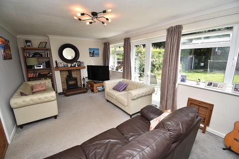 35 Barbrook Way, Bicknacre, Chelmsford, CM3 4HP