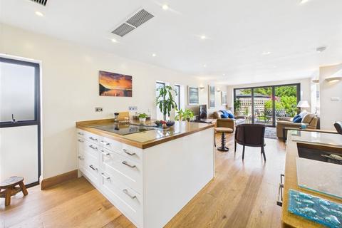 4 bedroom detached house for sale, Maer Lane, Bude, Cornwall