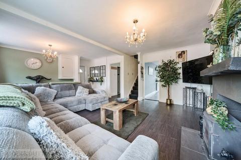 3 bedroom semi-detached bungalow for sale, Tiber Avenue, Hollinwood, Oldham, OL8