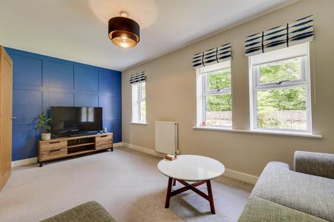 15 Catherines Walk, Horsforth, Leeds, LS18 4GT