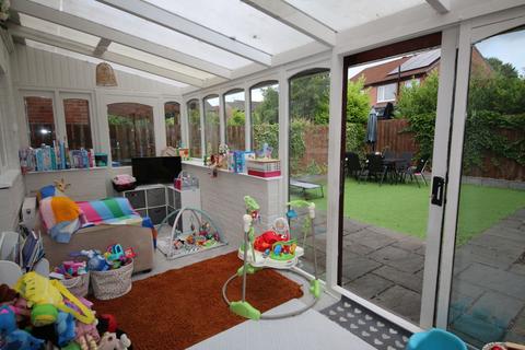 156 Priors Grange, High Pittington, Durham, DH6 1DE
