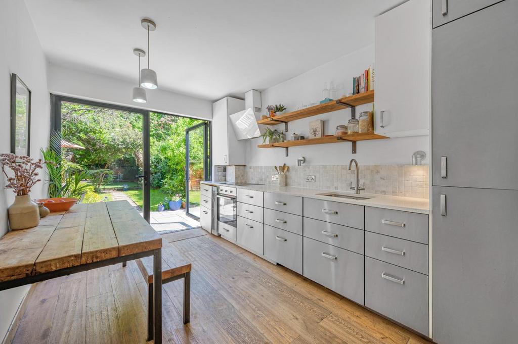 Kitchen(1) (2).jpg