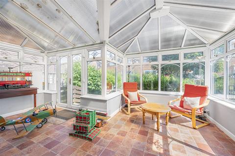 undefined, Marine Crescent, Seaford