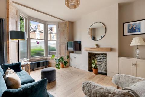 4 bedroom terraced house for sale, Brighton Road, London, N16