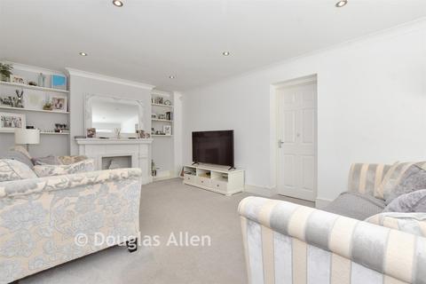 undefined, Elder Avenue, Wickford SS12