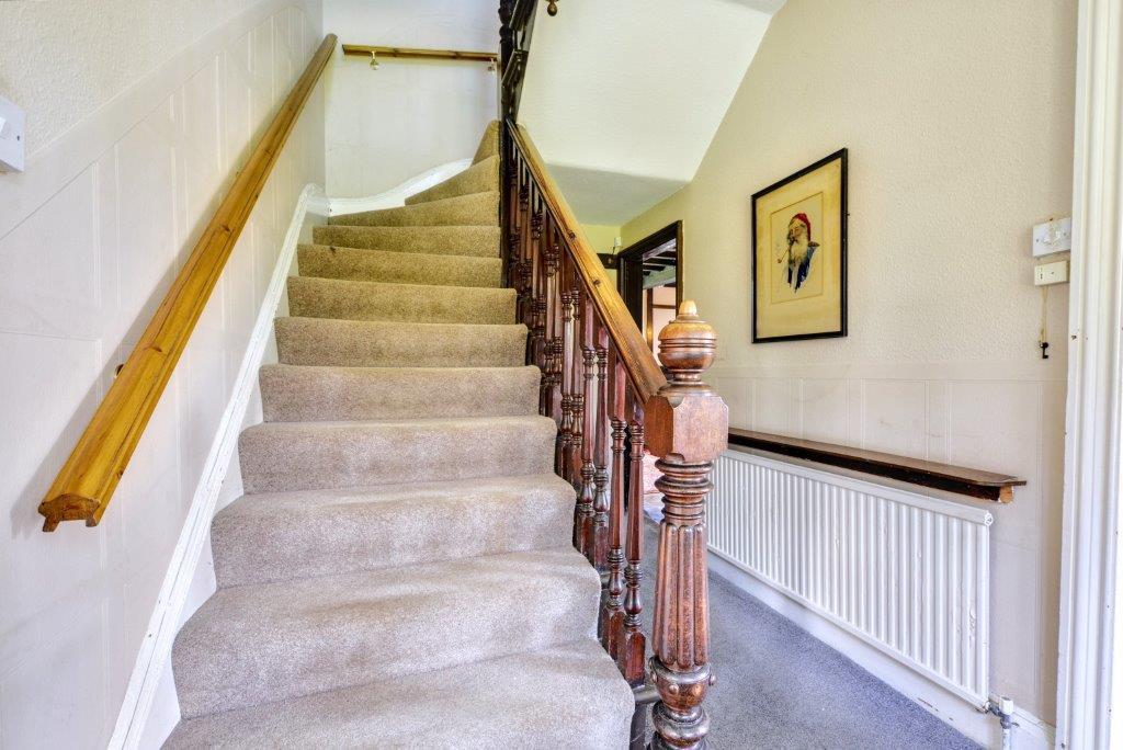 Hallway.jpg