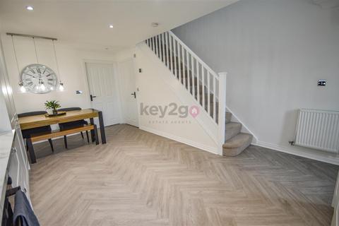 3 bedroom semi-detached house to rent, Deepwell Mews, Halfway, S20