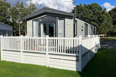 2 bedroom lodge for sale, York YO42