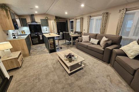 2 bedroom lodge for sale, York YO42