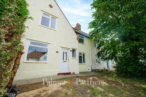 3 bedroom end of terrace house to rent, Dilbridge Road East, Colchester, Essex, CO4