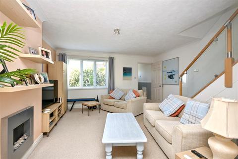 3 bedroom detached house for sale, Grampian Close, Eastbourne