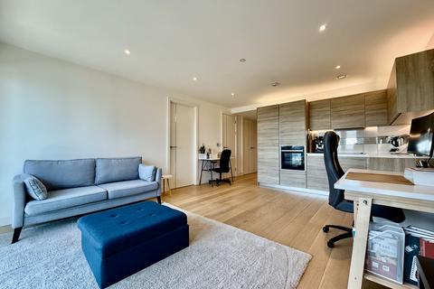 1 bedroom flat to rent, Hampton Apartments, Duke of Wellington Avenue, Woolwich, London SE18