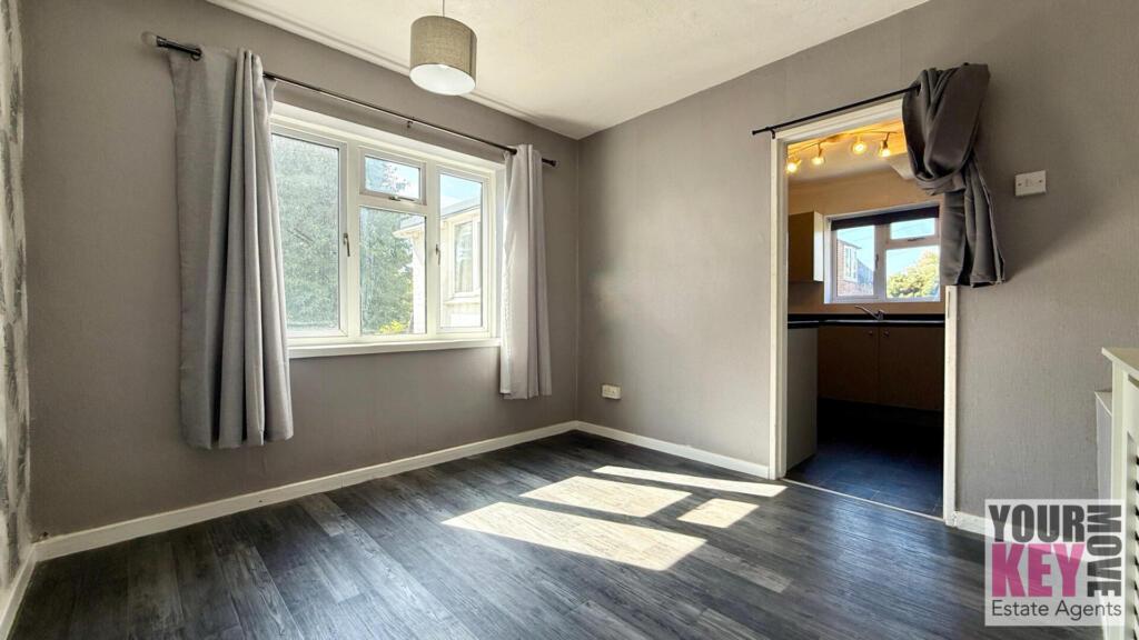 Hythe Estate Agents - Your Key Move. Free property