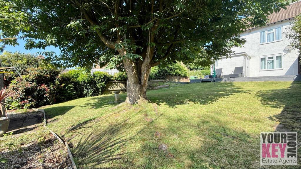 Hythe Estate Agents - Your Key Move. Free property
