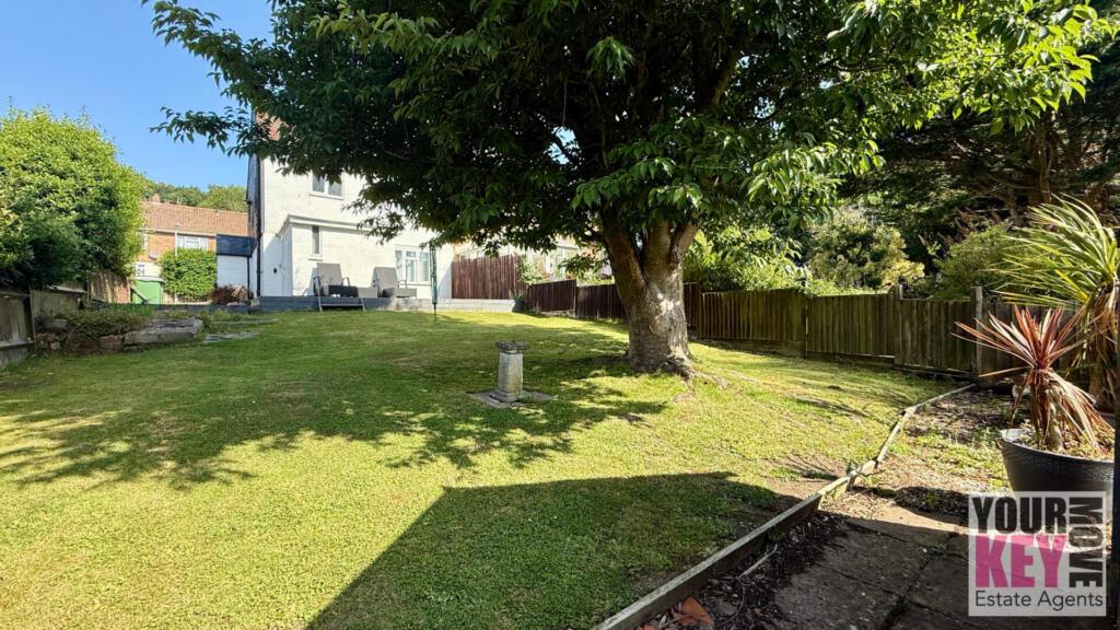 Hythe Estate Agents - Your Key Move. Free property