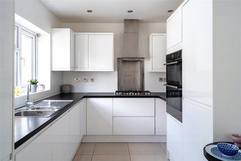 4 bedroom terraced house for sale, Cricklade Avenue, London, SW2