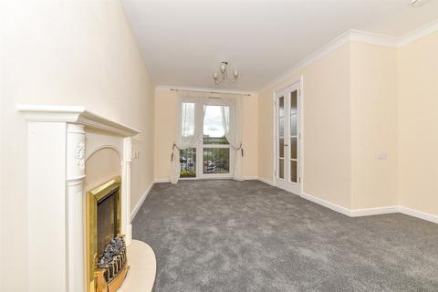 1 bedroom flat for sale, Medway Wharf Road, Tonbridge, Kent