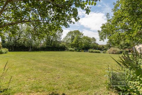 31 Burdock Close, Wymondham, NR18 0YE