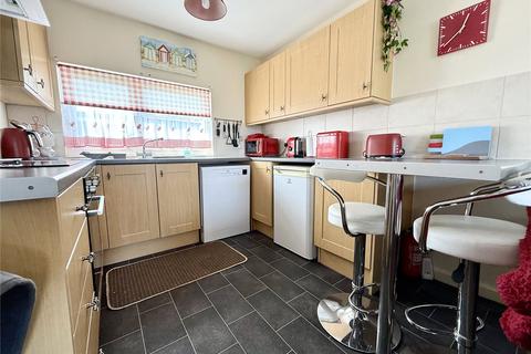 2 bedroom bungalow for sale, Fourth Avenue, Tingdene Holiday Park, Bridlington, East Yorkshire, YO15