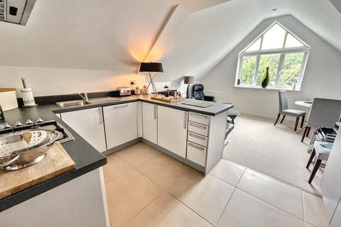 2 bedroom flat for sale, Bournemouth