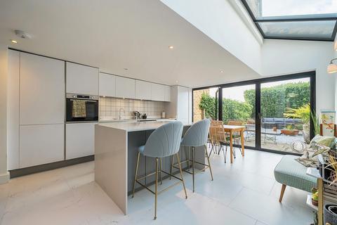 undefined, Annandale Road, London
