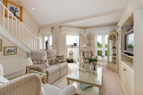 2 bedroom duplex for sale, Regent Street, Leamington Spa CV32