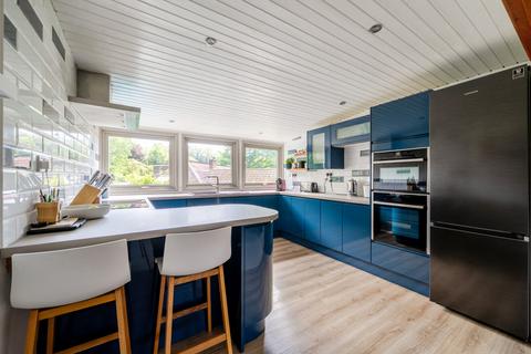 undefined, Melrose Place, Storrington, RH20