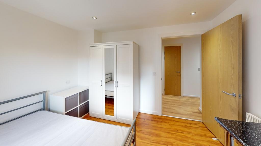 Lrg 23-Cymbeline-Bedroom(2)