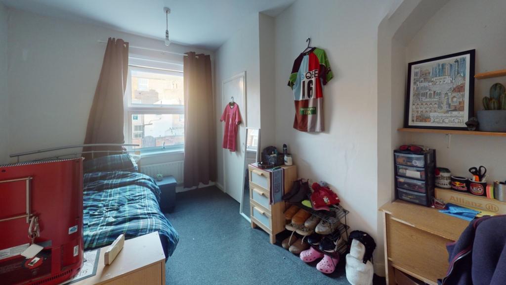 Lrg 4-Annesley-Grove-Bedroom 5