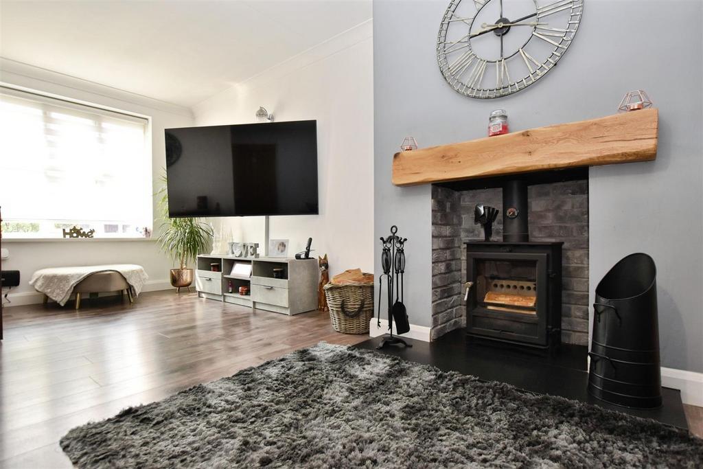 Lounge Feature