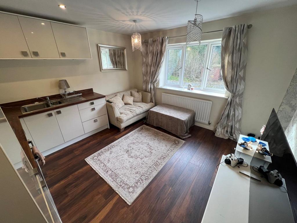 Dining kitchen