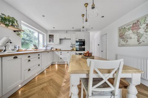 3 bedroom detached bungalow for sale, Mawnan Smith | South Cornwall