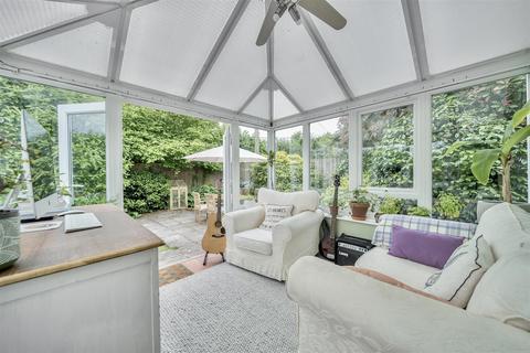 3 bedroom detached bungalow for sale, Mawnan Smith | South Cornwall